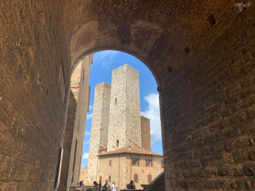 Hotel Primettahouse San Gimignano Exterior foto